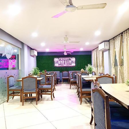 Hotel Tulsi Βαντοντάρα Εξωτερικό φωτογραφία