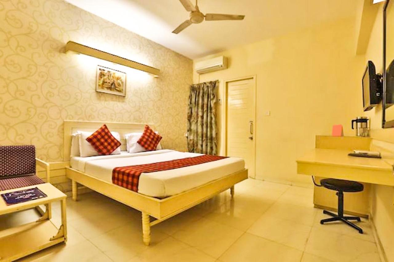 Hotel Tulsi Βαντοντάρα Εξωτερικό φωτογραφία