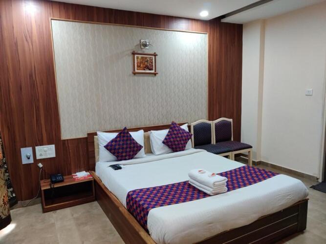 Hotel Tulsi Βαντοντάρα Εξωτερικό φωτογραφία